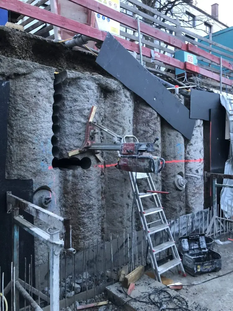 Großprojekt Wanddurchbruch